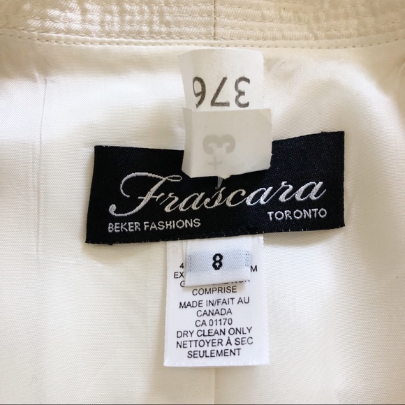 DESIGNER LIMITED EDITION WEDDING DRESS - Picture 14 of 15